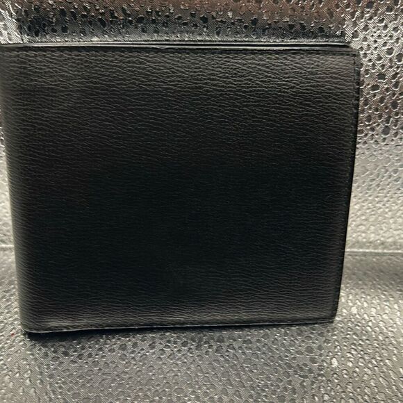 Salvatore Ferragamo Bifold Cardholder Wallet Solid Black Minimalist Classic - Picture 1 of 11